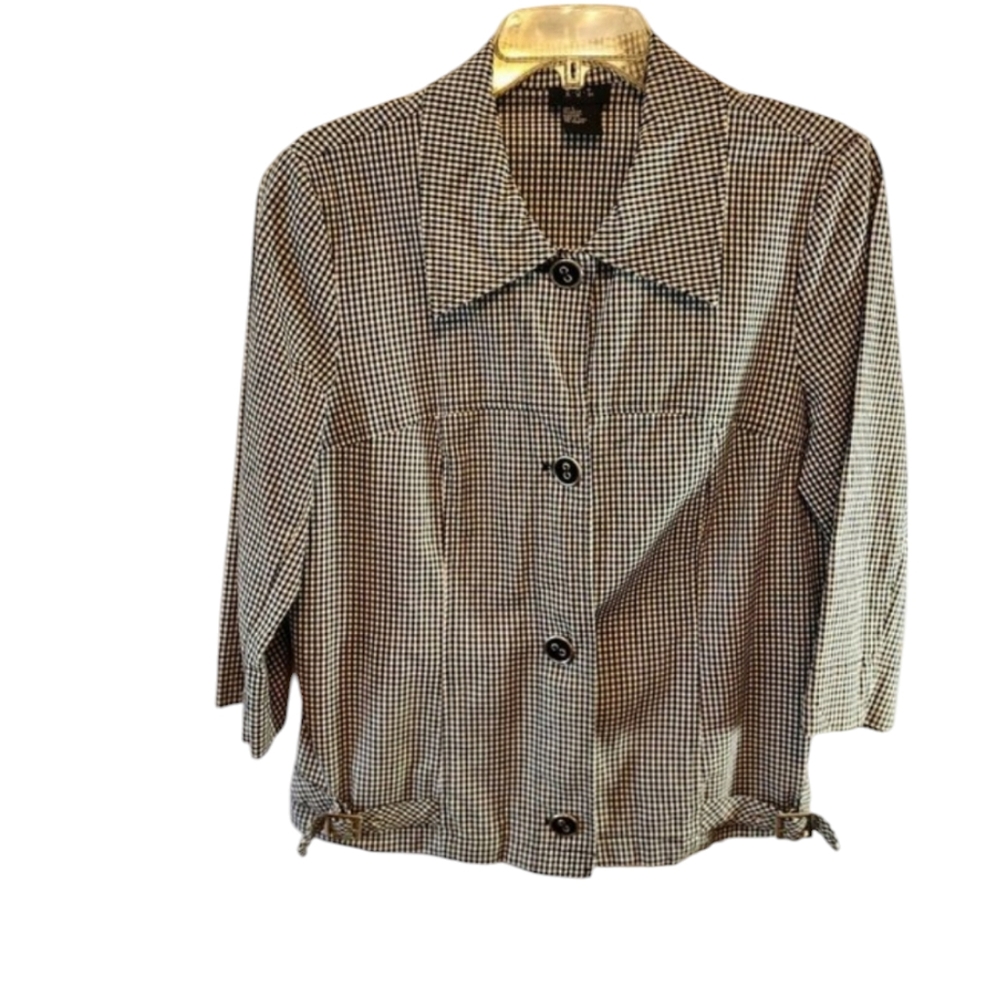 COPY - R.Q.T. BLACK WHITE TOP JACKET SIZE LARGE  3/4 SLEEVES BUTTON FRONT